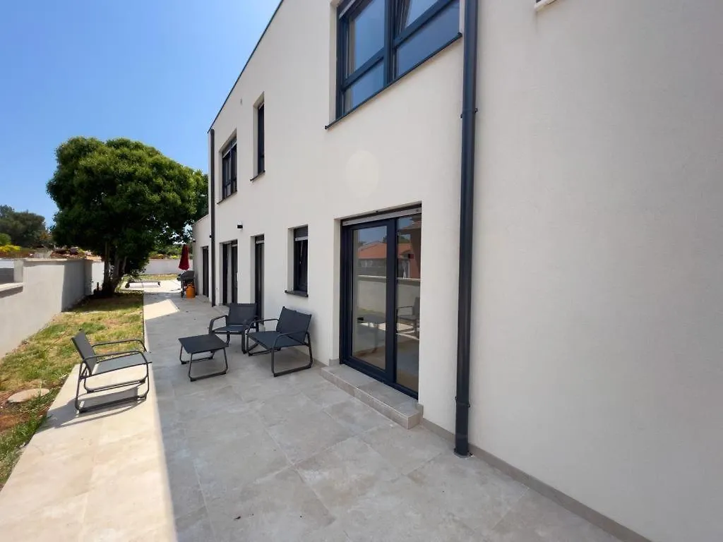 Villa Azra & Tony Liznjan